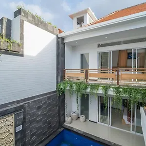 Villa Puri Bagus Legian Kuta