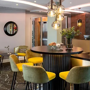 https://metropolis-design.krakowhotelspoland.com